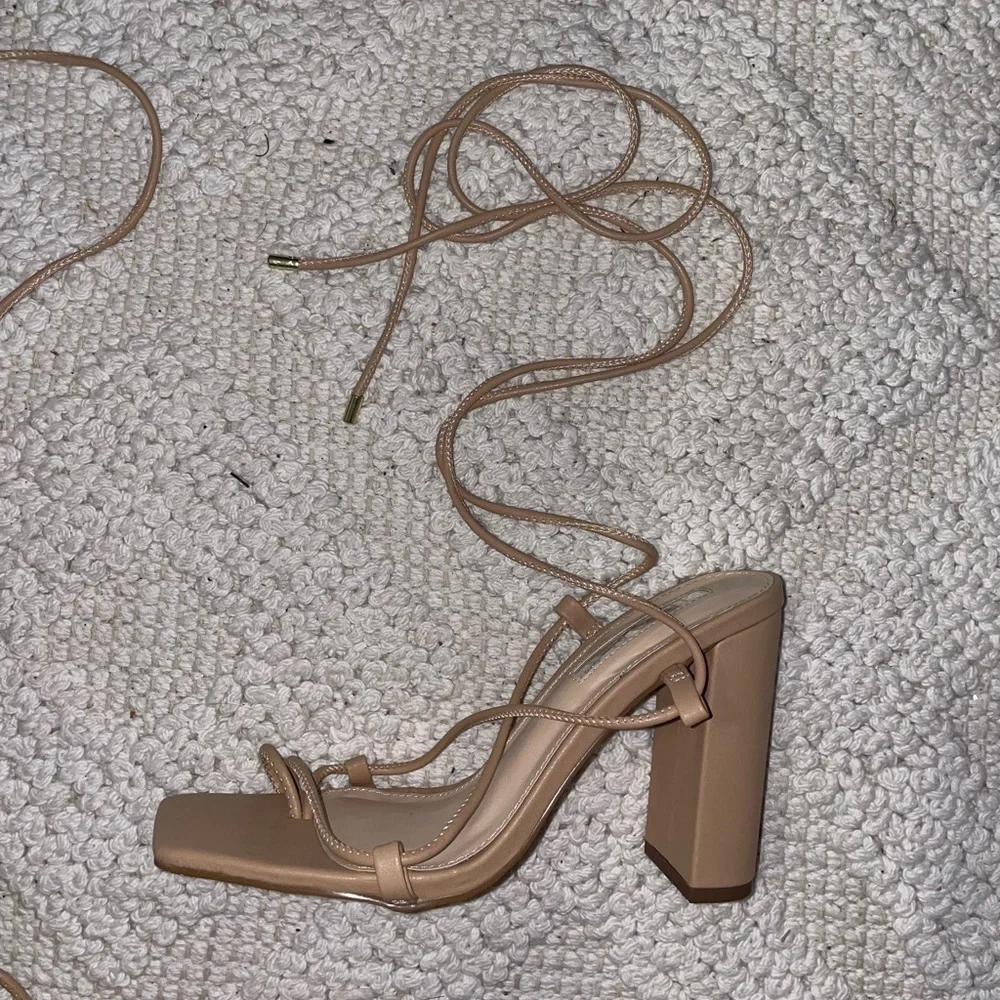Cream Tan Lace Up Ankle Strap Chunky Heeled Square Toe Sandal